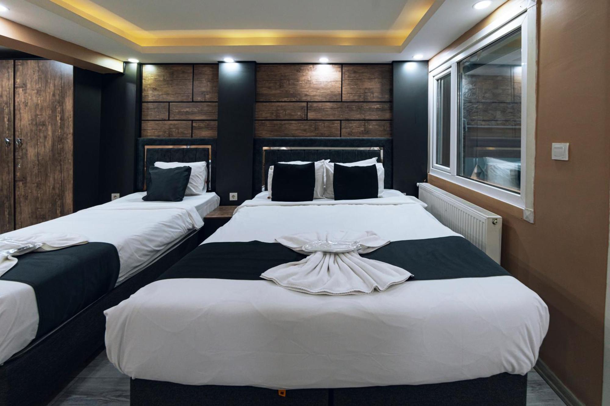 Mila Suites Taksim Istanboel Buitenkant foto