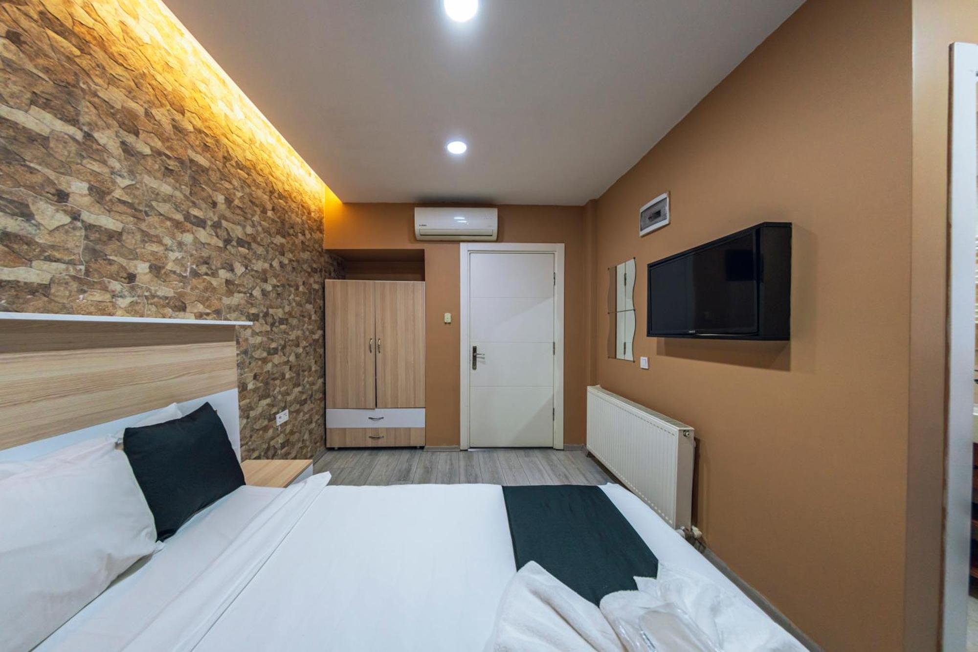 Mila Suites Taksim Istanboel Buitenkant foto