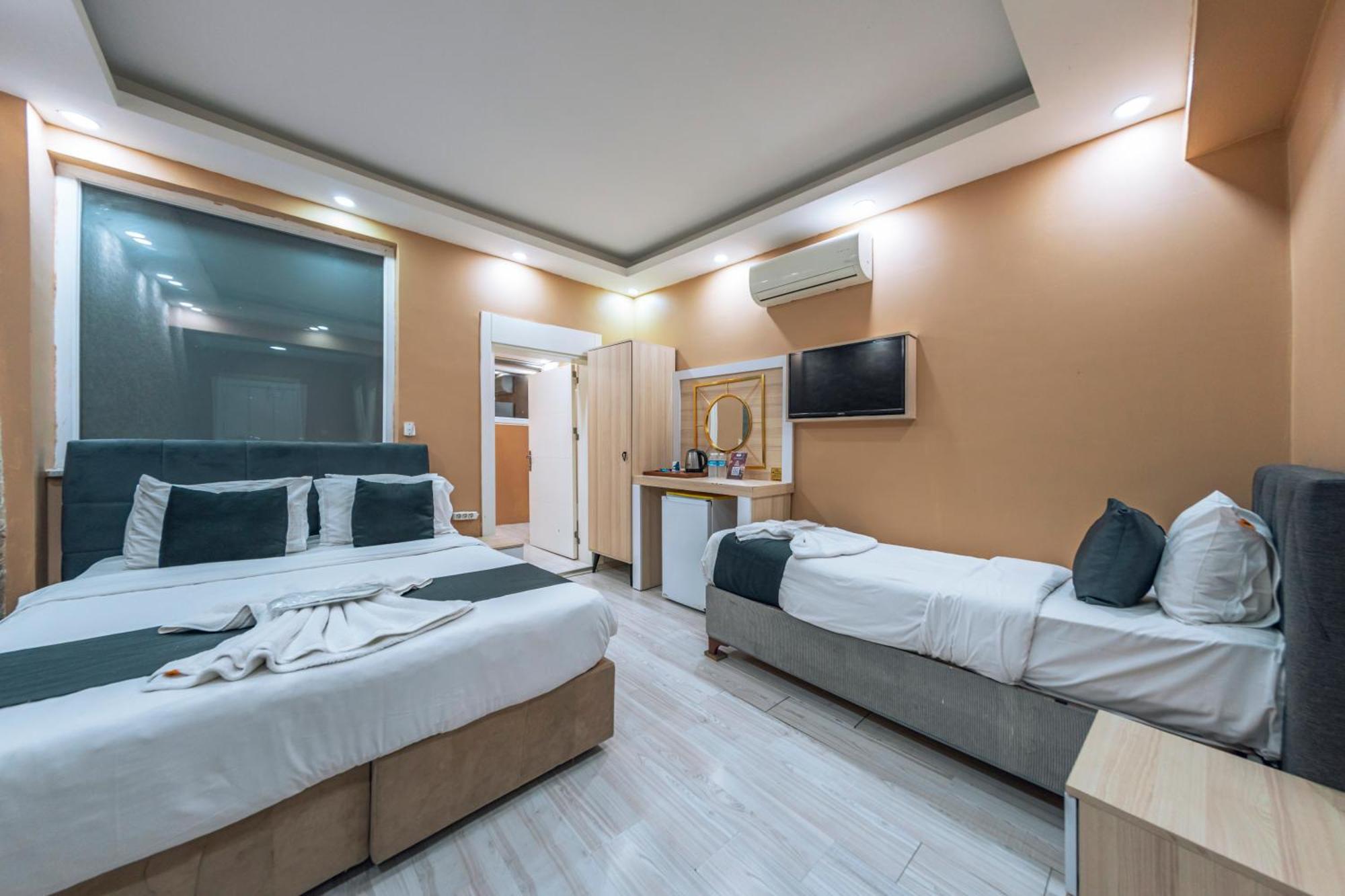 Mila Suites Taksim Istanboel Buitenkant foto