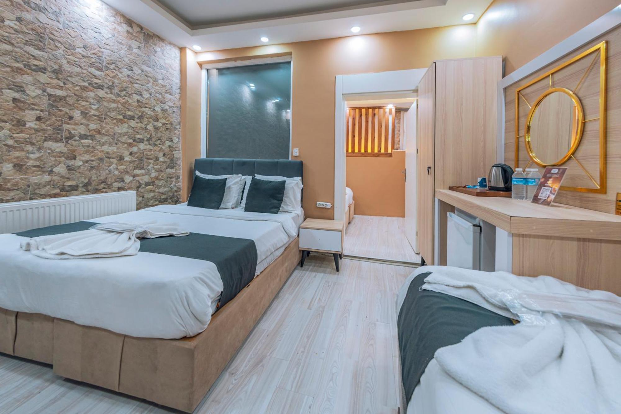 Mila Suites Taksim Istanboel Buitenkant foto